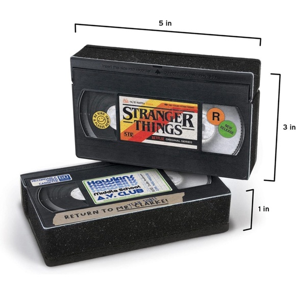 Genuine Fred Stranger Things, VHS Cassette Kitchen Sponges Set of 2 Multicolored - Picture 4 of 5